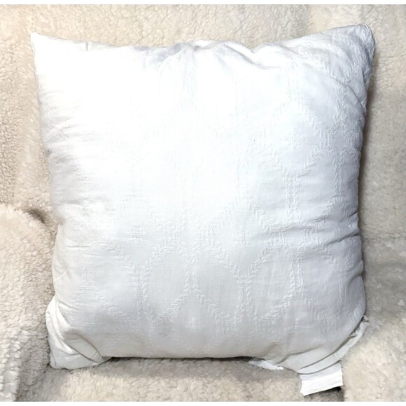 Hearth & Hand w/ Magnolia 26x26 Trellis Euro Bed Pillow Cream NEW - Picture 6 of 6